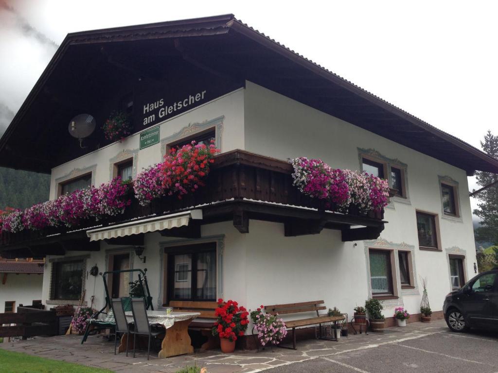Haus Am Gletscher Нойщифт им Щубайтал Екстериор снимка